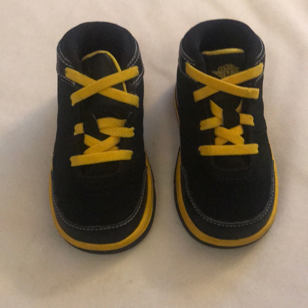 Sneakers (boy)